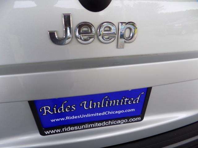 2006 Jeep Grand Cherokee Limited 4dr SUV 4WD w/ Front Side Airbags